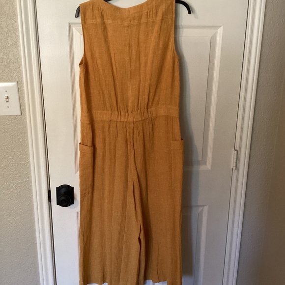 Elegant Tan Jumpsuit - Picture 2 of 4